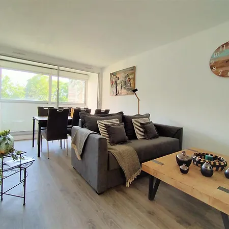 Apartment Chic And Comfortable Near Paris